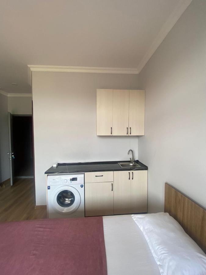 Mimino Aparthotel Batumi Exterior foto