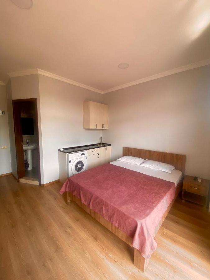 Mimino Aparthotel Batumi Exterior foto