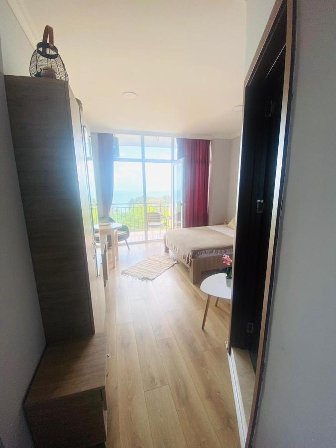 Mimino Aparthotel Batumi Exterior foto