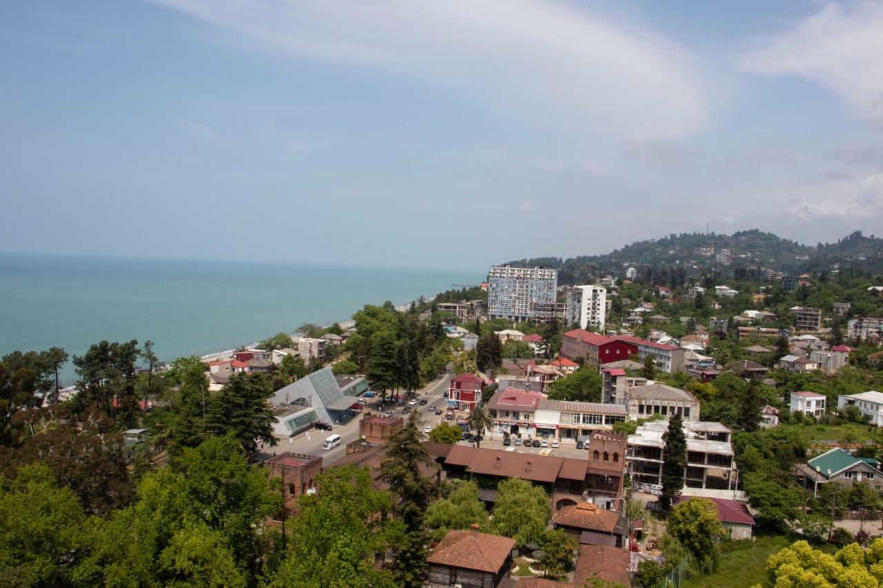 Mimino Aparthotel Batumi Exterior foto